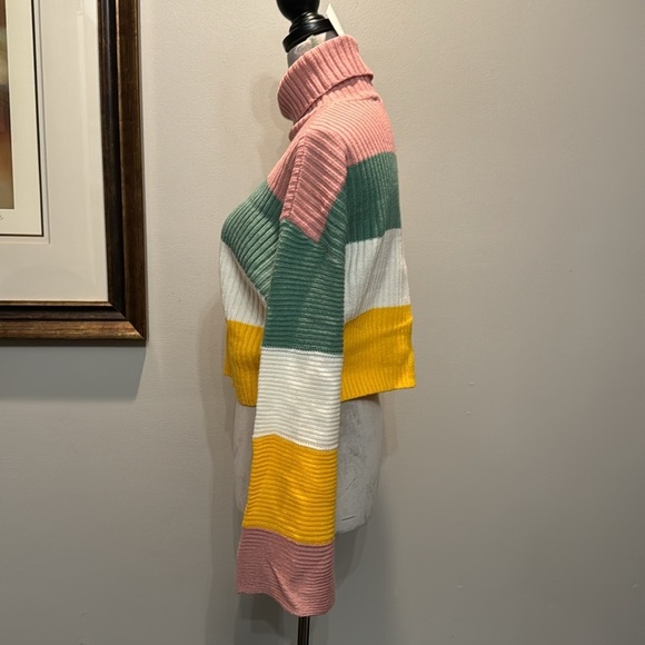 Awoo stripped ribbed cropped turtleneck NWT M - Picture 3 of 10